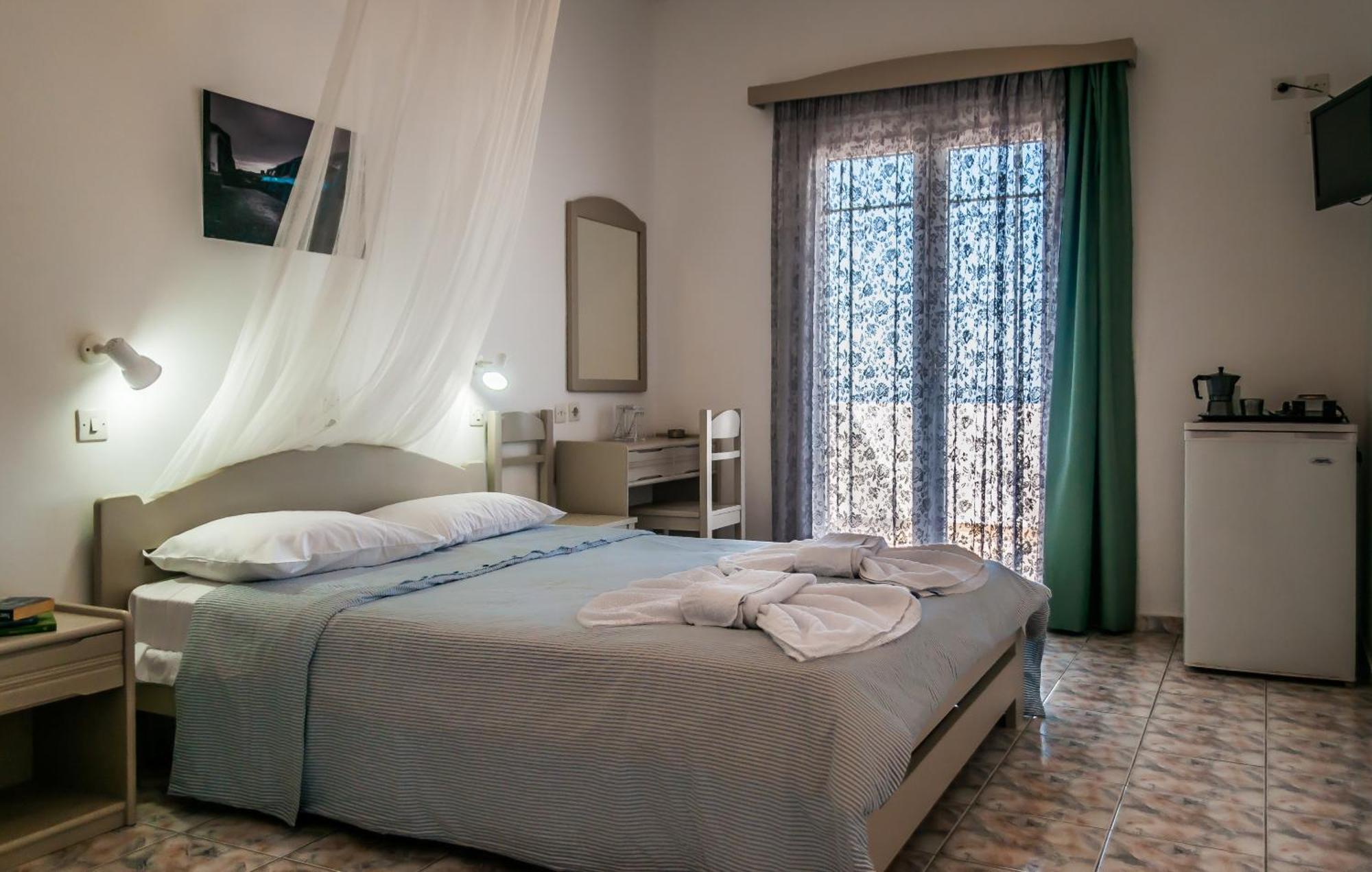 Agnanti View Hotel Pachaina Екстер'єр фото